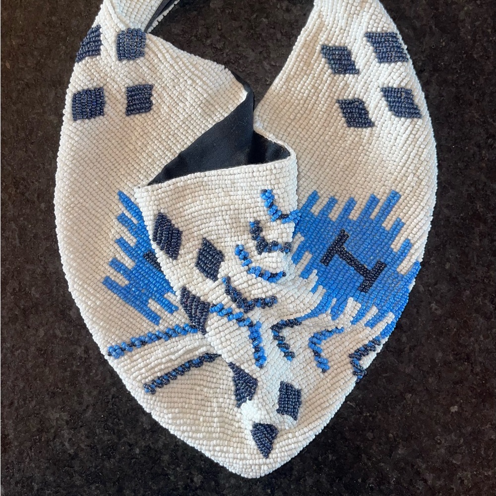 Beautiful beaded scarf necklace in the style of Migonne Gavigan!